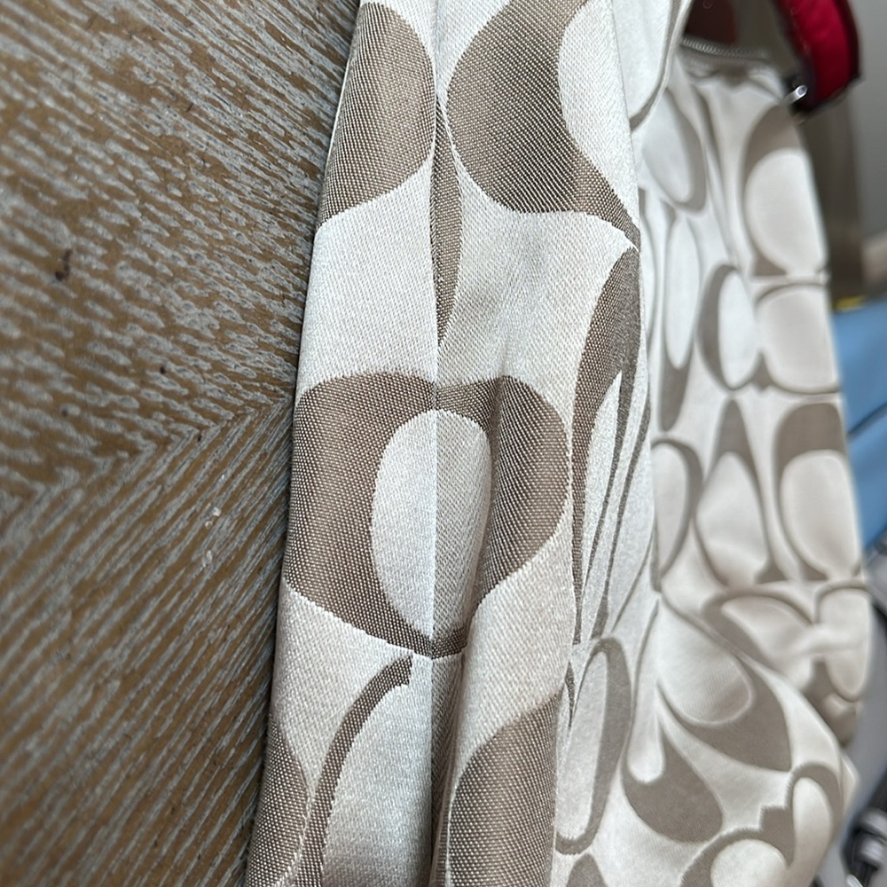 GUC Coach Poppy shoulder bag. There are a few flaws. - Picture 7 of 16